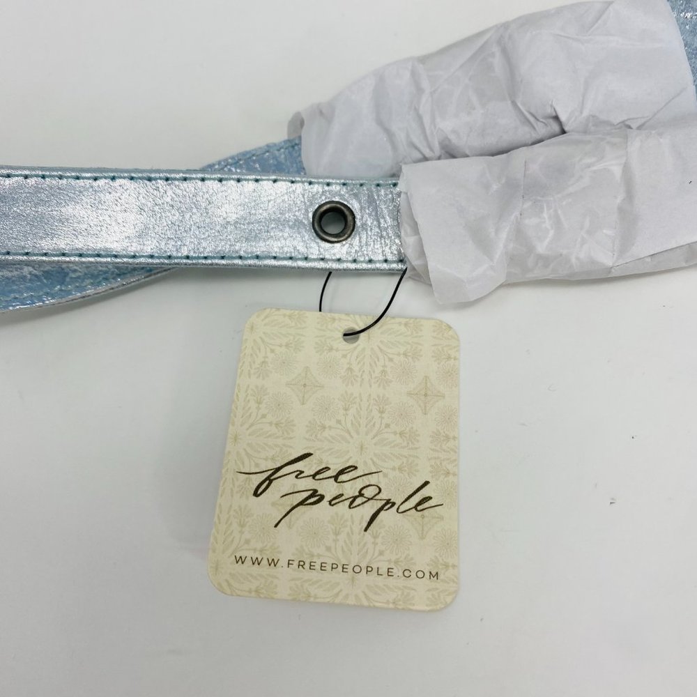 Free People Leather Harness NWT L | Stardust Blue Metallic Adjustable Buckle - Picture 4 of 8